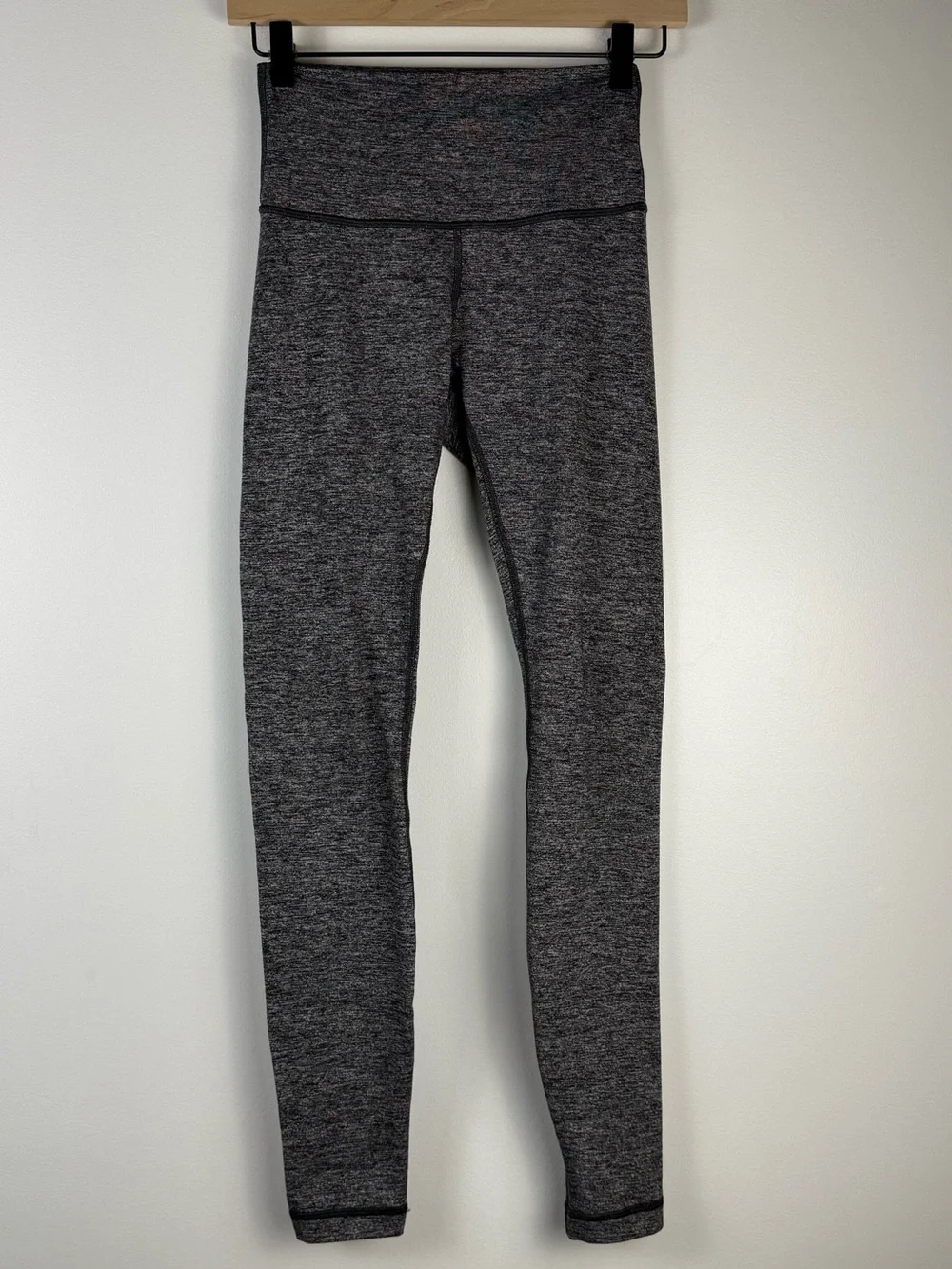 lululemon athletica Women’s Dark Gray Heather Leggings